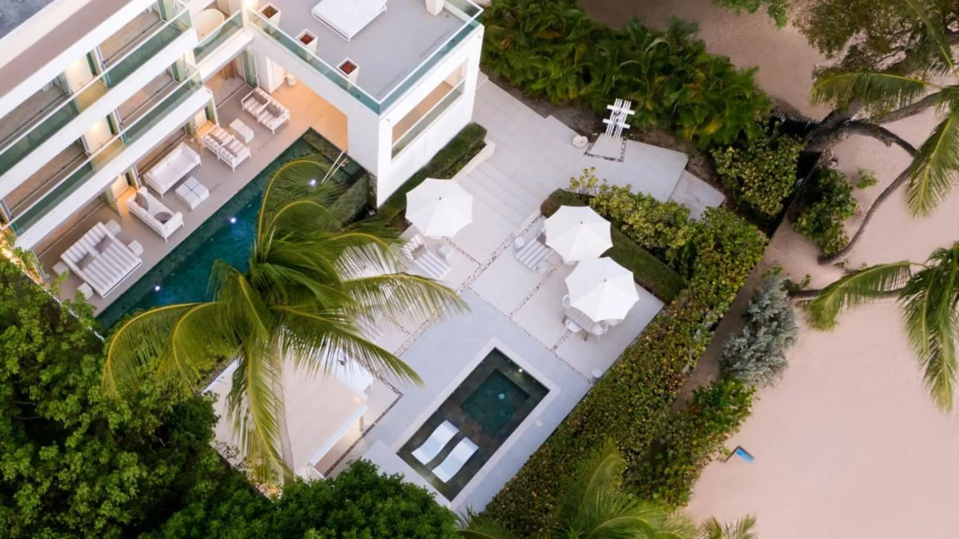 Villa Footprints By Blue Sky Luxury Saint James